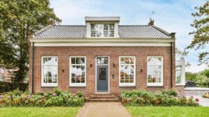 Are Brick Houses Better?